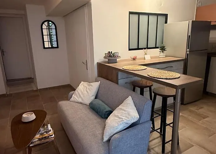 Apartment T2 Meuble Plein Centre-ville *